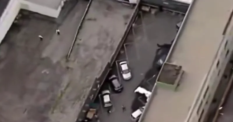 Cамолет врезался в дом видео