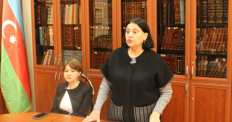 Elmi sessiya: Anadilli şeirimizin zirvəsi Səməd Vurğun