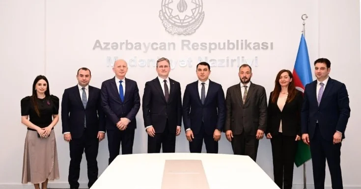 Adil Kərimli serbiyalı həmkarı ilə görüşdü Fotolar