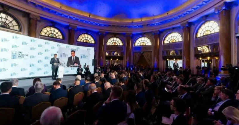 AMİP sədri Beynəlxalq Demokrat İttifaqının forumundan qayıdıb FOTOLAR