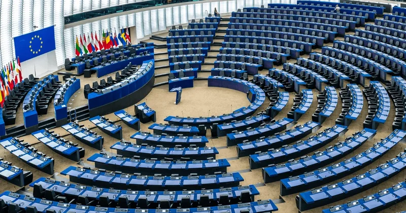 Велиева: Коррупционные скандалы вызывают серьезные сомнения в прозрачности Европарламента