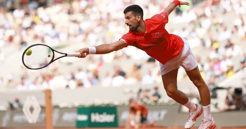 Novak Cokoviç dünyanın bir nömrəli raketkasına qarşı