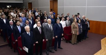 “Qurtuluş məfkurəsi: konstitusion quruluşdan suverenlik zirvəsinə”