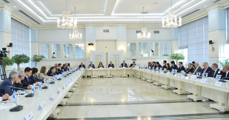 Parlament komitəsində mühüm müzakirə Məmurların və deputatların iştirakı ilə ictimai dinləmə keçirildi