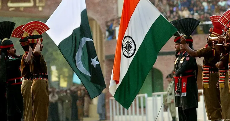 Hindistan Pakistanla dialoqa hazırdır