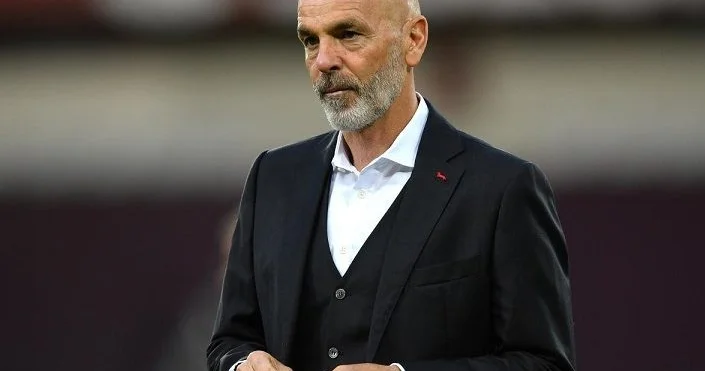Milan ı çempion edən baş məşqçi yenidən İtaliyada çalışacaq