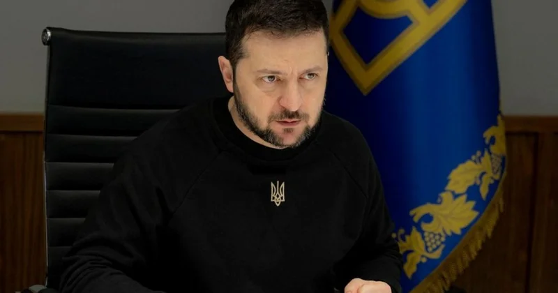 Зеленский: Россия показывает средний палец всему миру