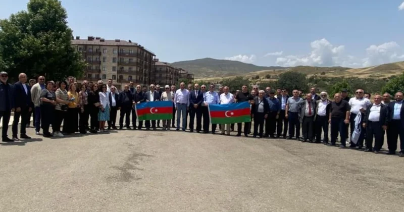 Demokratik siyasi mədəniyyət nümunəsi