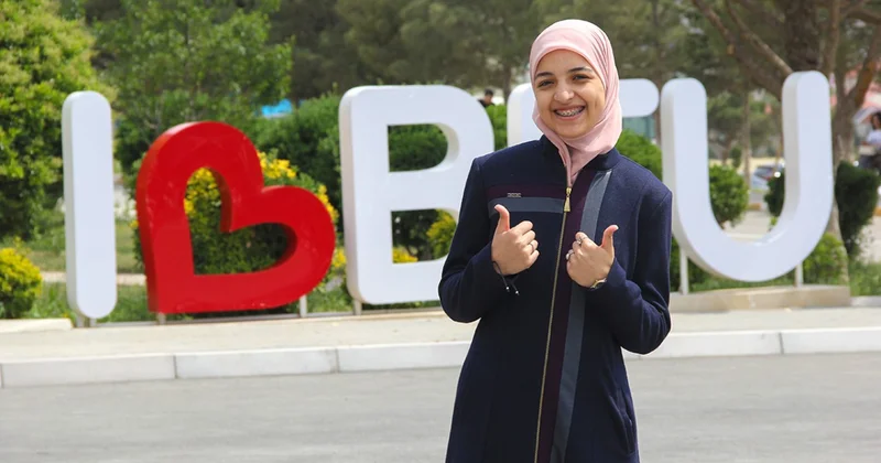 BMU unikal imkanlar yaradır Əlcəzairli tələbə (FOTOLAR)