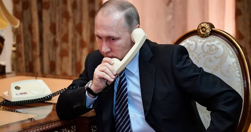 Putin Papa ilə danışdı Rusiya Ukraynada ədalətli sülh istəyir