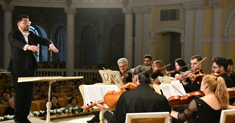 Amerikalı dirijor Sixto Montesinos’un rəhbərliyi ilə Q.Qarayev adına Dövlət Kamera Orkestrinin konserti baş tutdu FOTO