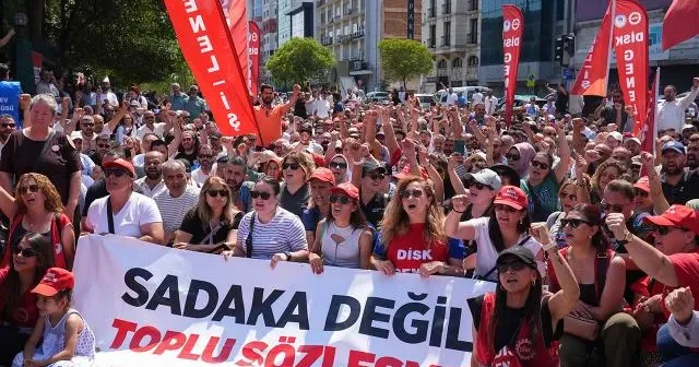 İzmirdə 23 min işçinin tətili 7 ci günündə davam edir