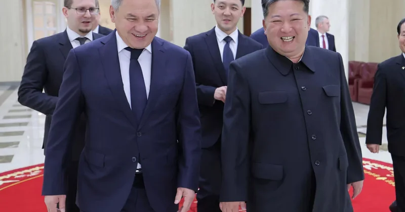 Шойгу поехал к Ким Чен Ыну