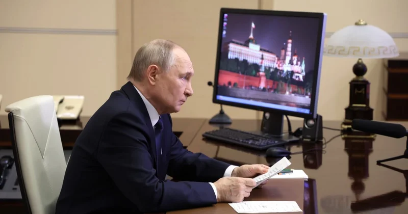 Странная ОС на компьютере Путина
