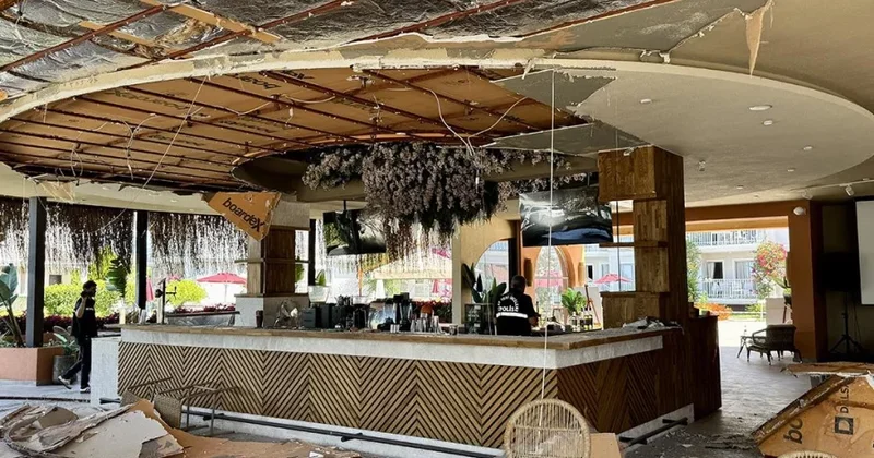 Restoranın tavanı uçdu: yaralılar var