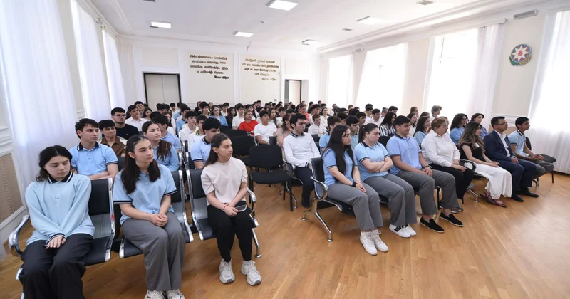 Abituriyentlər Qarabağ Universitetinin təhsil modeli barədə məlumatlandırlıb
