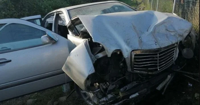 Qadın sürücü qəza törətdi: azyaşlı övladı öldü