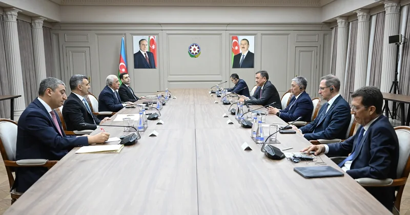 Əli Əsədov görüş keçirdi FOTO