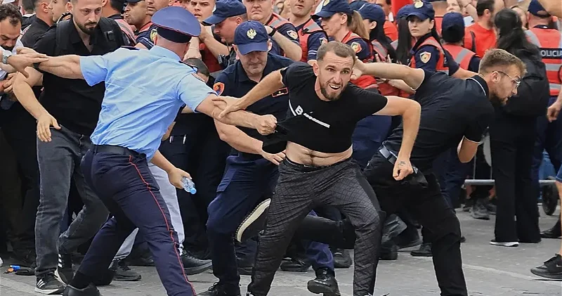 В Албании вспыхнули протесты против перспективы строительства курорта в заповеднике семьей Трампа
