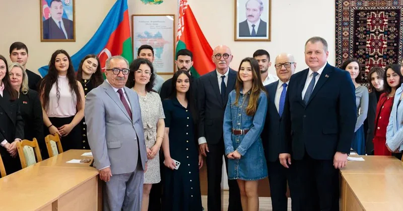 Nazir müavini Belarusda təhsil alan azərbaycanlı tələbələrlə görüşdü Fotolar