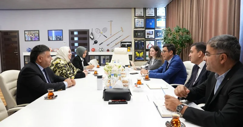 Fərid Qayıbov Zümrüd Selçuk ilə görüşdü