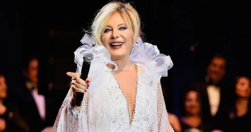 Tanınmş müğənnidən pərəstişkarlarına bəd xəbər Konsertlərini bir bir təxirə saldı