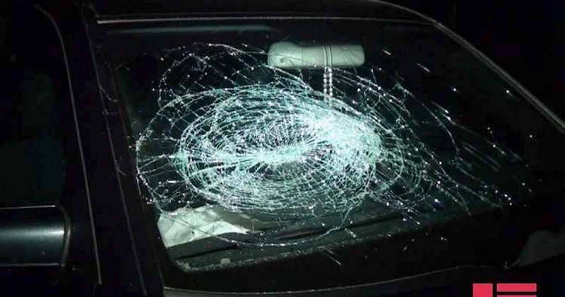 Siyəzəndə avtomobil aşıb, azyaşlı ölüb