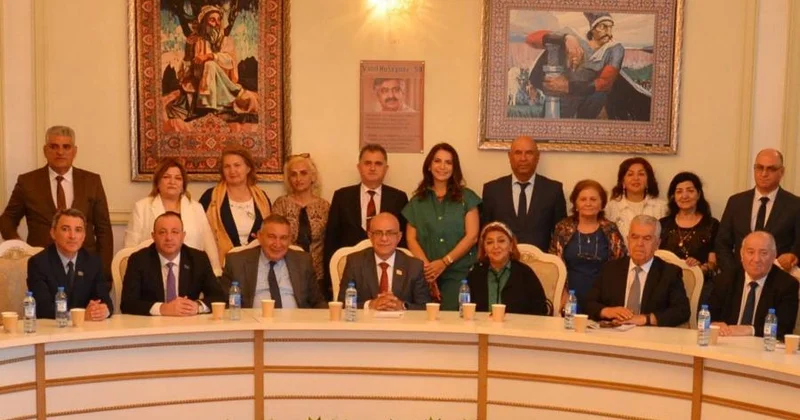 Vaqif Hüseynovun anadan olmasının 90 illiyi münasibətilə anım tədbiri keçirilib