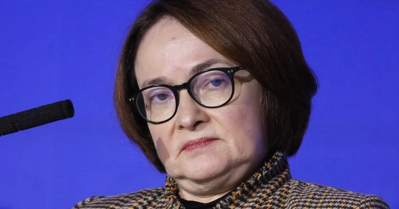 В России обсуждают исчезновение Набиуллиной из списка спикеров на ПМЭФ