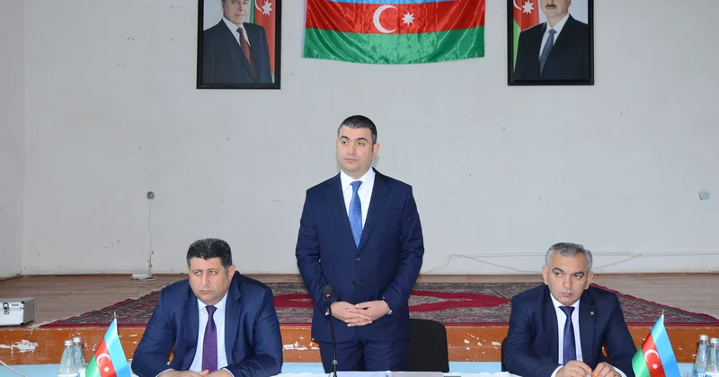 Elşən Həsənli Şımıxlı sakinləri ilə görüşdü Fotolar
