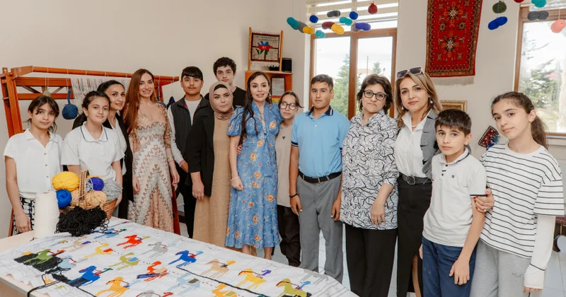 Leyla Əliyeva və Arzu Əliyeva 11 nömrəli inteqrasiya təlimli internat tipli ümumtəhsil məktəbində olublar