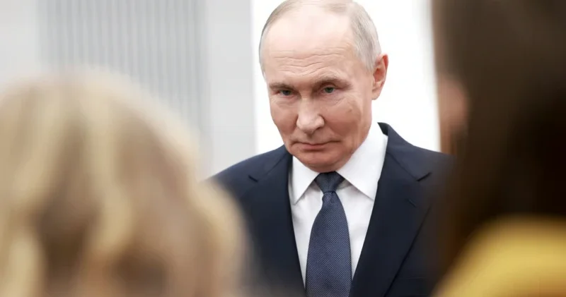 Putin erməniləri it kimi qapısına bağlamaq istəyir Zorikyan