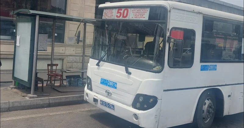 Əlli nömrəli avtobusda...