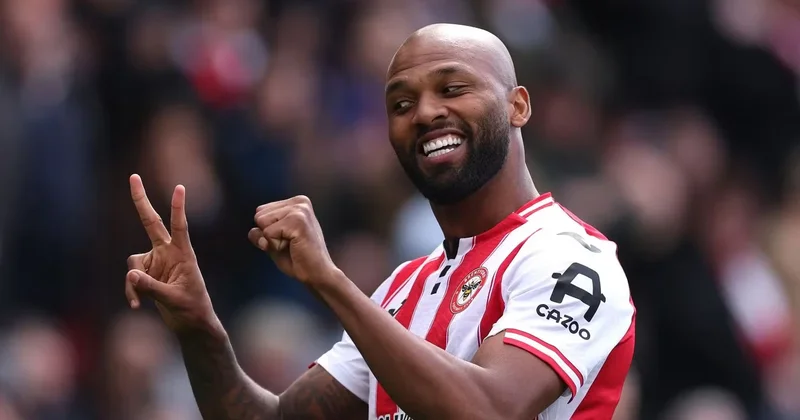 “Mançester Yunayted” “Brentford”un hücumçusu ilə maraqlanır