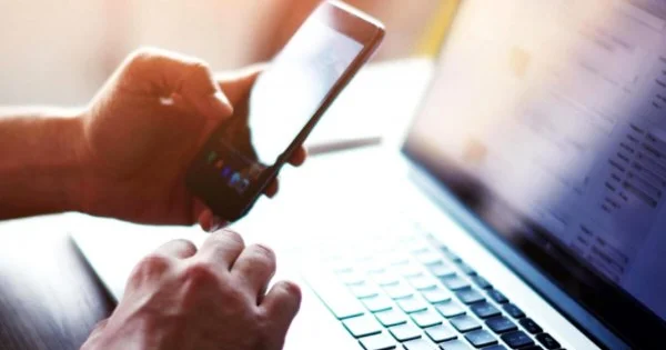 Telefonda axtarış üçün məhkəmə qərarı olmalıdır?