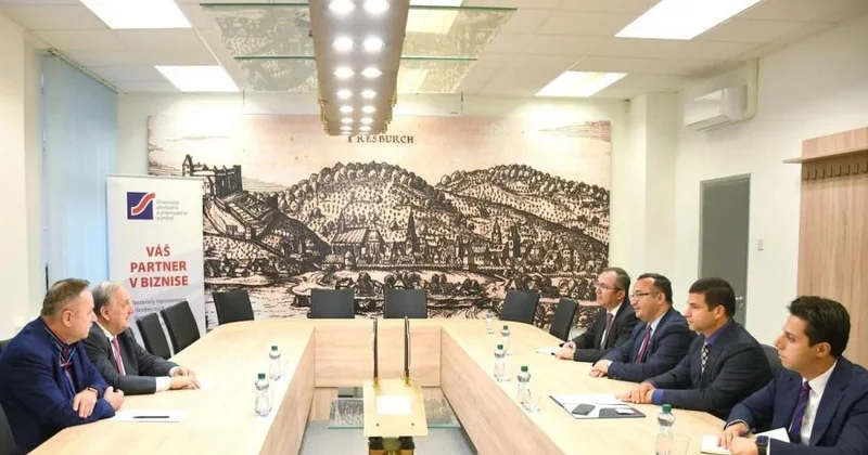 Azərbaycan və Slovakiya KOB ları yeni əməkdaşlıq imkanlarını araşdırır
