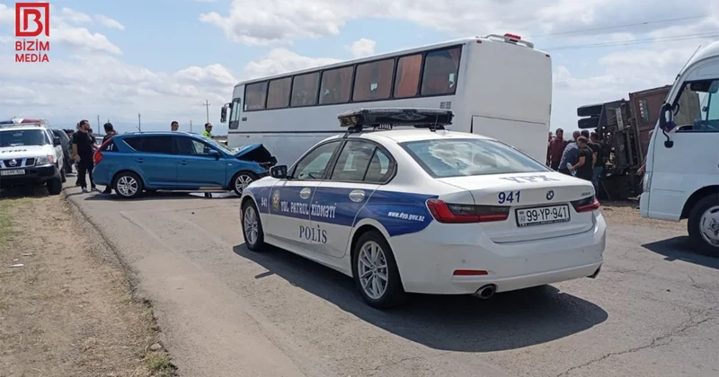 Cəlilabadda toy hazırlığına gedən şəxslər qəzaya düşdü: 5 yaralı var FOTO