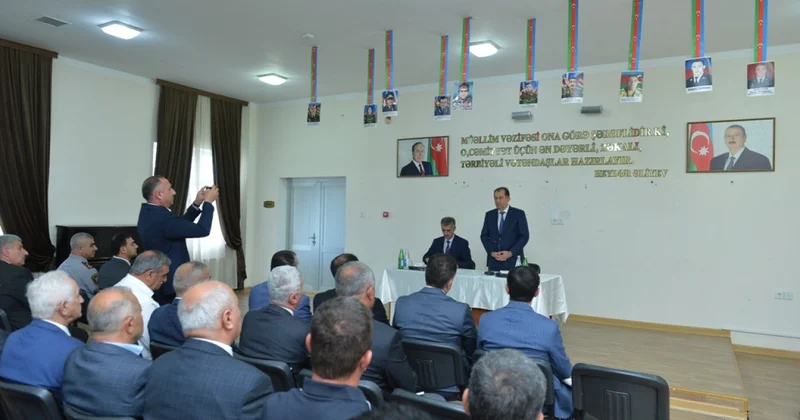 Taleh Qaraşov sakinlərin qayğı və problemlərini dinlədi FOTOLAR