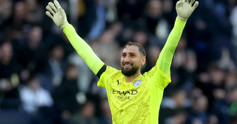 Donnarumma: “İtaliya forması üçün hər şeyə hazıram”
