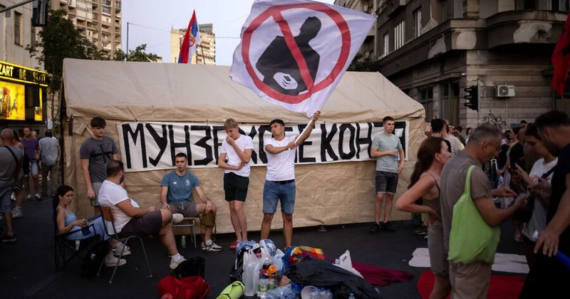 Serbiyada etirazlar səngimək bilmir
