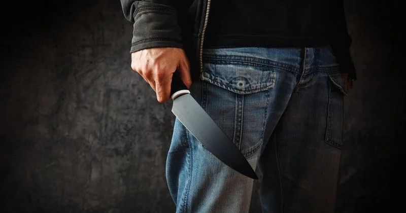 Məhkəmə borca görə dostunu bıçaqlayan şəxslə bağlı qərarı açıqladı