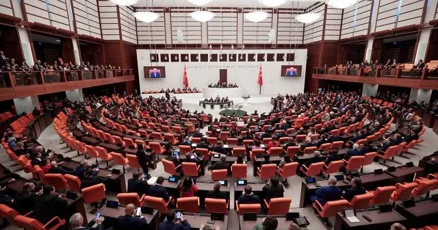 Türkiyədə fəaliyyət göstərən siyasi partiyaların sayı AÇIQLANDI