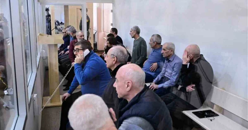Erməni silahlı qüvvələrinin Kəlbəcərdə dinc əhalini, uşaqları atəşə tutması ilə bağlı zərərçəkmiş şəxslər məhkəmədə ifadə veriblər