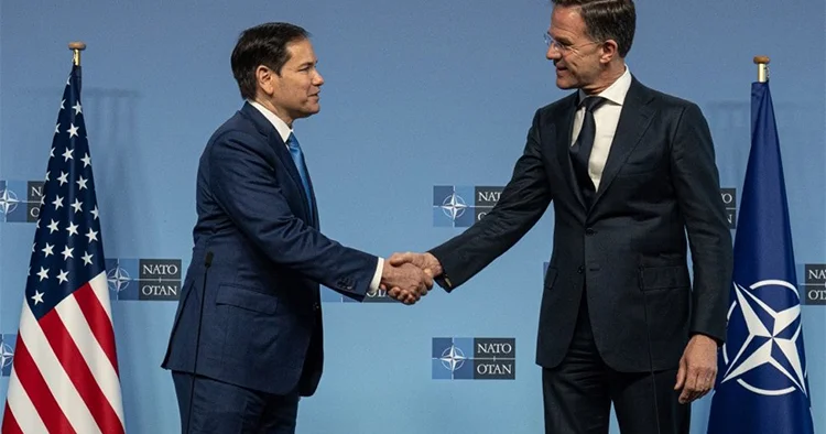 Rutte və Rubio NATO nun yeni öhdəliklərini və müharibəni müzakirə ediblər