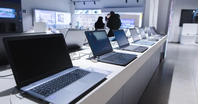 Azərbaycanda notbuk istehsalı 62% dək artıb