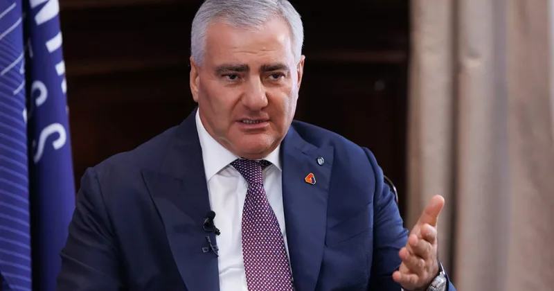 Предприниматель Карапетян подал в суд на пропашиняновских депутатов
