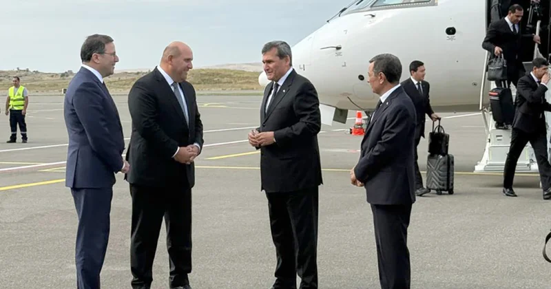 Türkmənistanın baş nazir müavini Azərbaycandadır