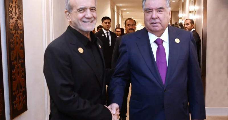 Xankəndidə Məsud Pezeşkianla Emoməli Rəhmon arasında görüş baş tutub