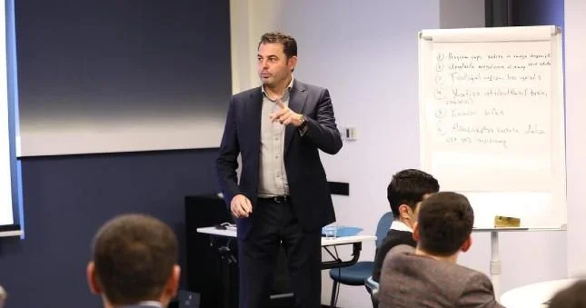AFFA nın verdiyi pul borclara getdi “Qəbələ”nin idman direktoru