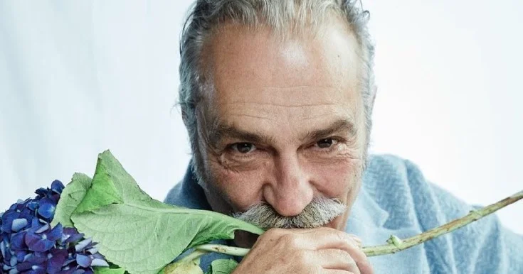 Haluk Bilginer onlarla kamera qarşısına keçək Fotolar